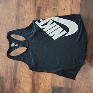 Black Nike tank Size M